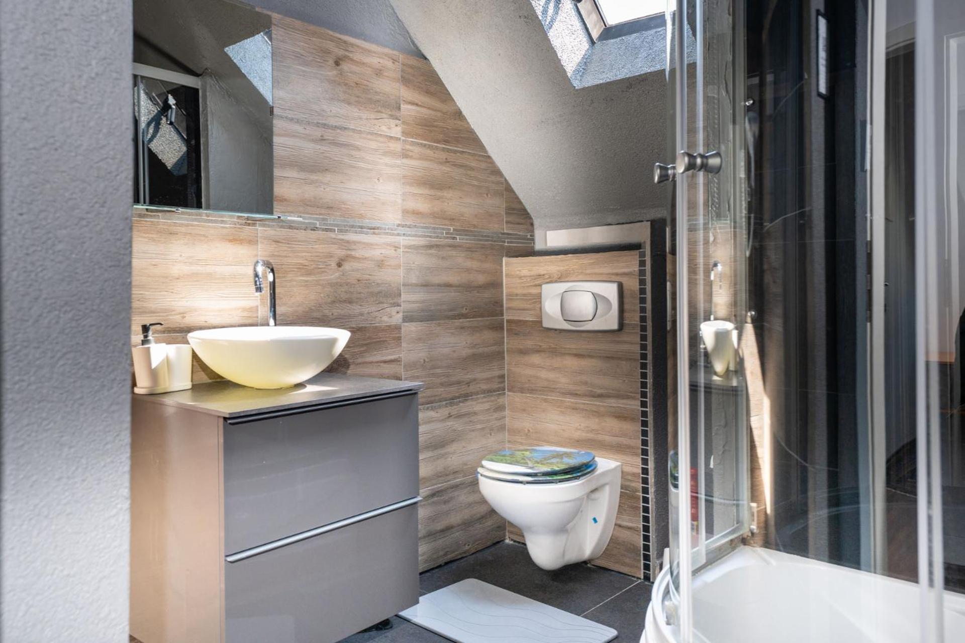 12: Privatzimmer Fuer Reisende Durch Koblenz Koblenz (Rhineland-Palatinate) Exterior foto